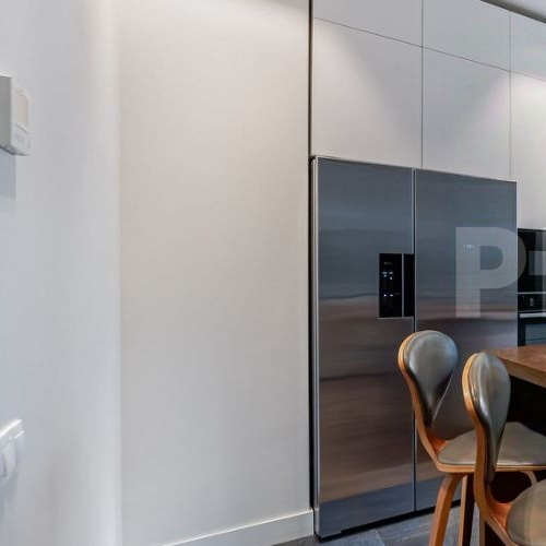 3-комн квартира улица Сергея Макеева, 9к3