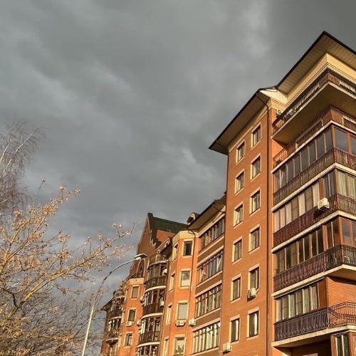 2-комн квартира Международный кв-л, Клязьма-Старбеево мкр, улица Береговая, 1А