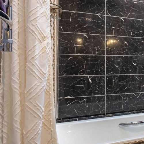 3-комн квартира улица Маршала Катукова, 24к1