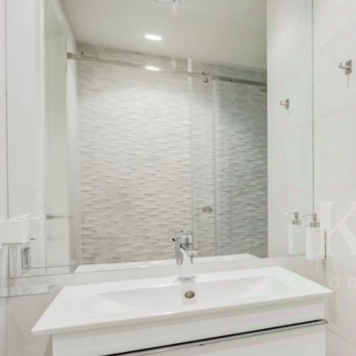 3-комн квартира улица Машкова, 13С1