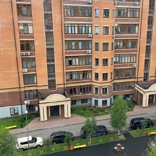 3-комн квартира Международный кв-л, Клязьма-Старбеево мкр, улица Береговая, 4