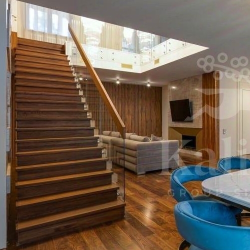 6-комн квартира д. Жуковка, 61