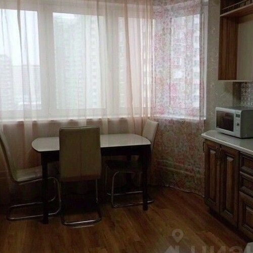 2-комн квартира проспект Защитников Москвы, 14