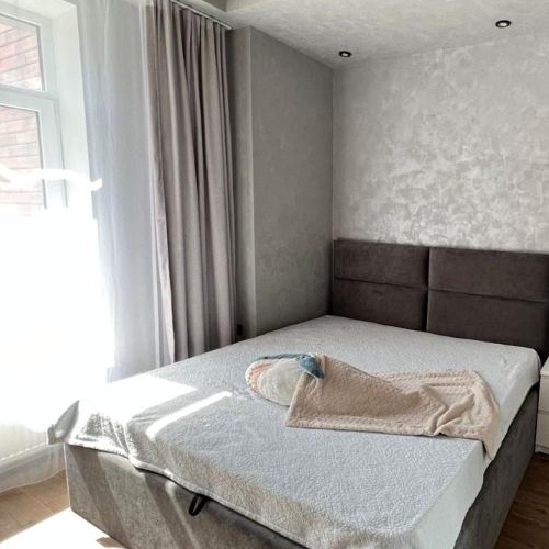 2-комн квартира улица Хромова, 3