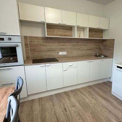 2-комн квартира улица Маресьева, 7к2