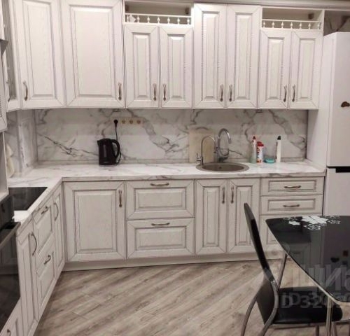 3-комн квартира Октябрьский пгт, улица Школьная, 1к2