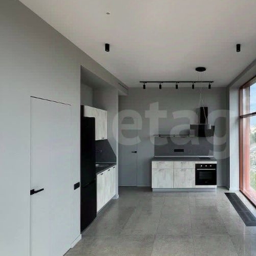 3-комн квартира улица Казакова, 7