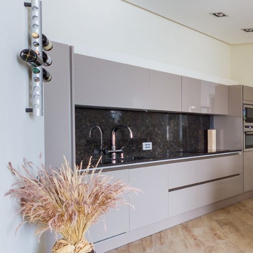 3-комн квартира Мосфильмовская улица, 8