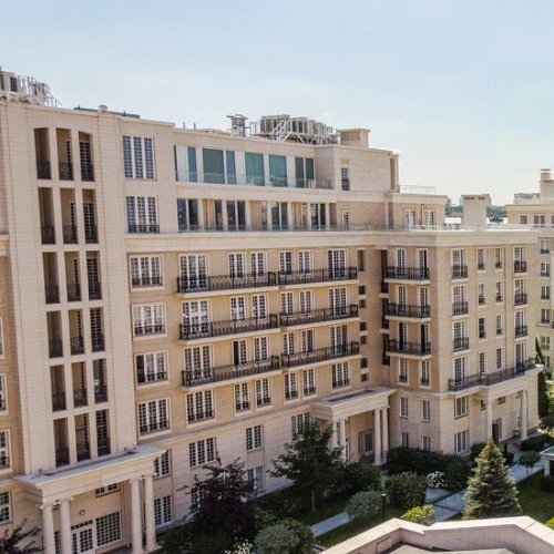 4-комн квартира улица Ефремова, 19к1