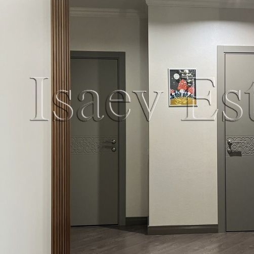 3-комн квартира улица Твардовского, 12к2