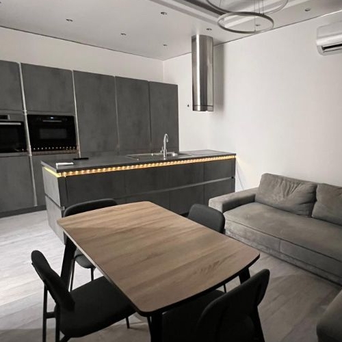 3-комн квартира улица Авиаконструктора Сухого, 2к1