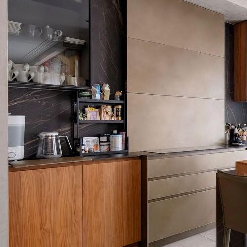 3-комн квартира улица Льва Толстого, 23к1