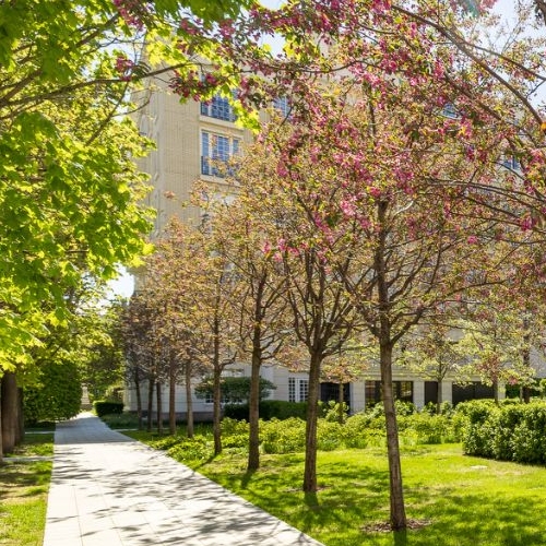 3-комн квартира улица Ефремова, 19к3