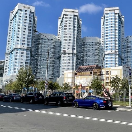 4-комн квартира проезд Березовой Рощи, 12