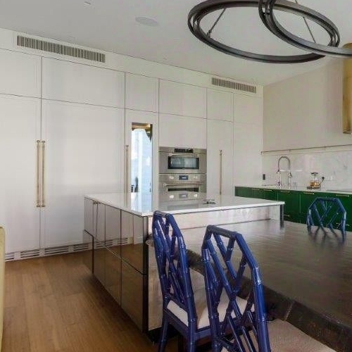 4-комн квартира улица Льва Толстого, 23к1