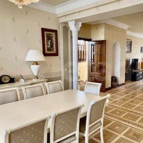 6-комн квартира улица Расплетина, 14