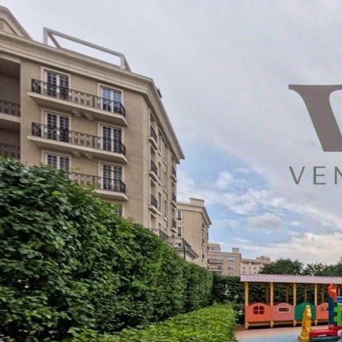 4-комн квартира улица Ефремова, 19к1