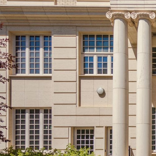 4-комн квартира улица Ефремова, 19к1