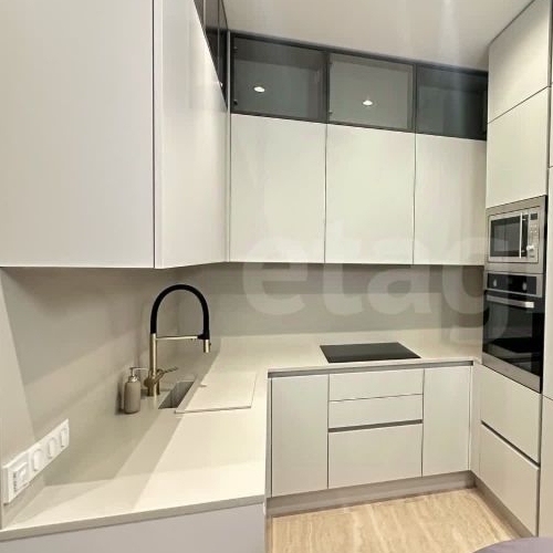 2-комн квартира улица Петра Алексеева,  д. 14