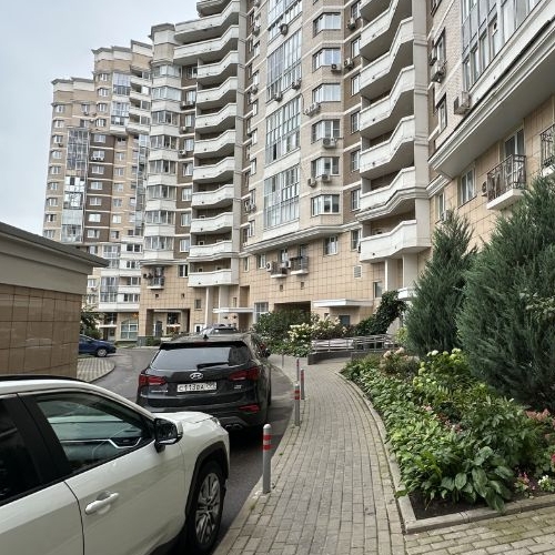 3-комн квартира улица Академика Виноградова, 1