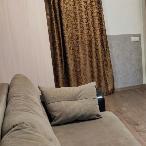 1-комн квартира д. Красный Поселок, улица Конюхова, 20