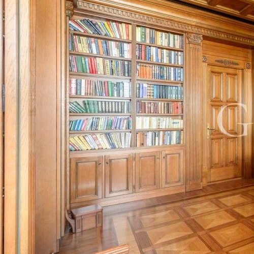 5-комн квартира 1-й Неопалимовский переулок, 8