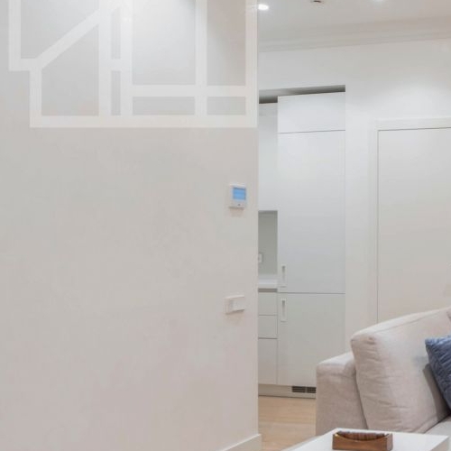 3-комн квартира улица Машкова, 2/13С1