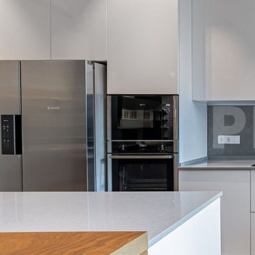 3-комн квартира улица Сергея Макеева, 9к3