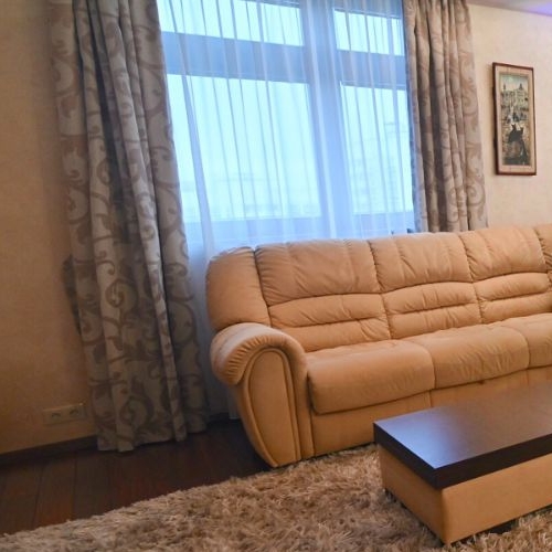 4-комн квартира улица Маршала Катукова, 24к6