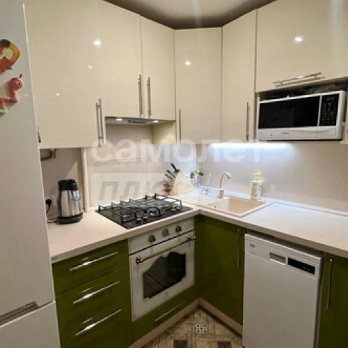 3-комн квартира ул Генерала Тюленева,  д. 13