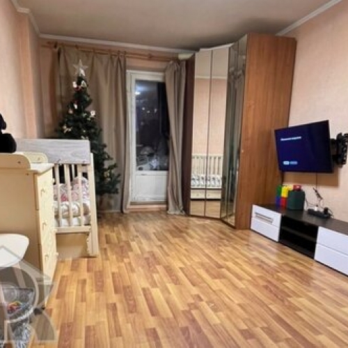 2-комн квартира улица Фомичёвой,  д. 2