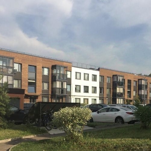 1-комн квартира д. Красный Поселок, улица Конюхова, 16