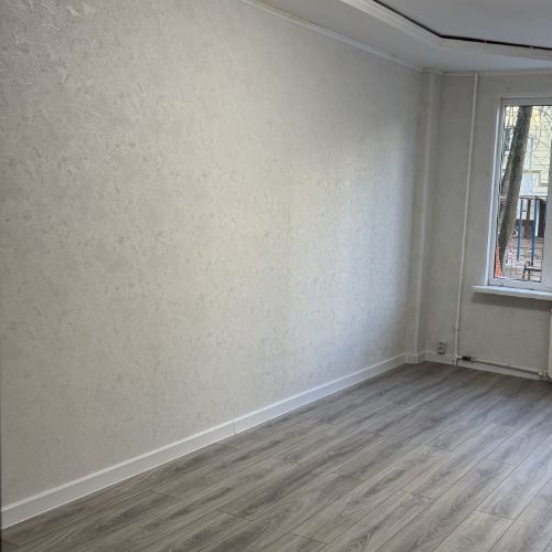 2-комн квартира Райцентр мкр, улица Комсомольская,  д. 17