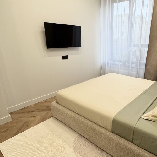 2-комн квартира улица Василисы Кожиной, 13