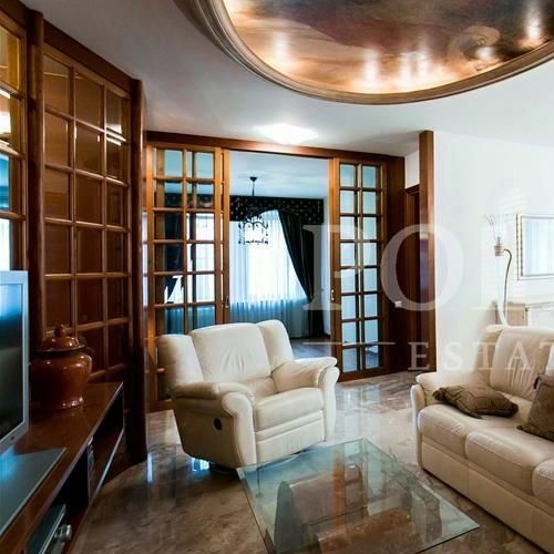 4-комн квартира Зубовский проезд, 1