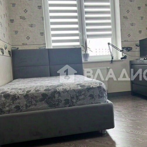 3-комн квартира улица Твардовского, 12к2