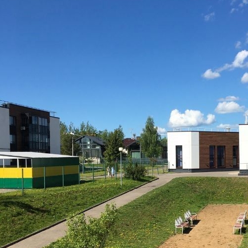 1-комн квартира д. Красный Поселок, улица Конюхова, 16