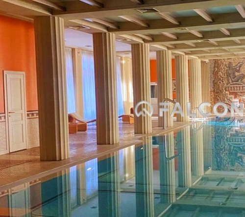 4-комн квартира Большой Левшинский переулок, 11