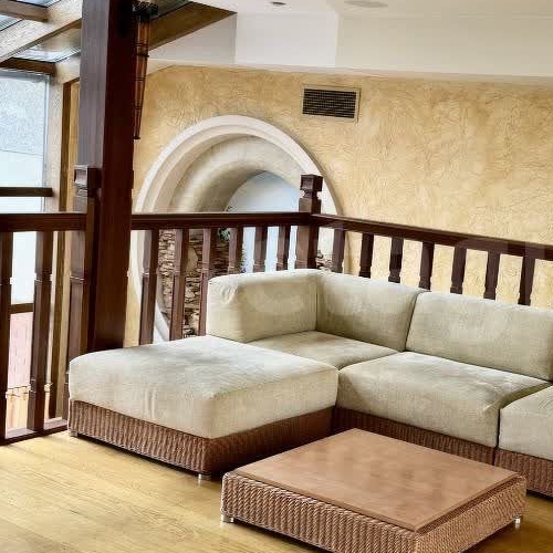 6-комн квартира улица Расплетина, 14