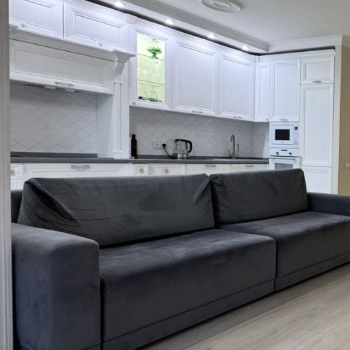 3-комн квартира бульвар Академика Ландау, 1