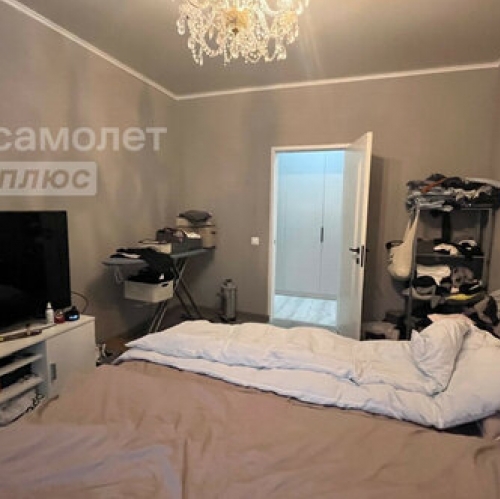 4-комн квартира улица Трофимова,  д. 1/17