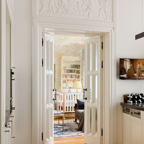 2-комн квартира Никольская улица, 10