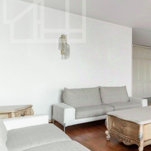 4-комн квартира Давыдковская улица, 3