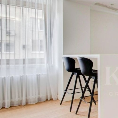 3-комн квартира улица Машкова, 13С1