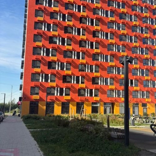 2-комн квартира улица Вертолетчиков, 21к5