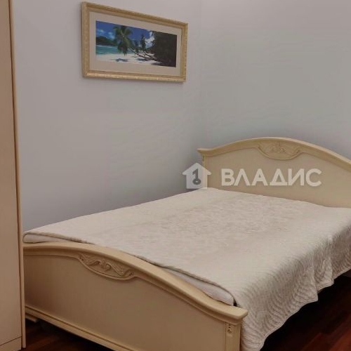 3-комн квартира Минская улица, 1ГК1