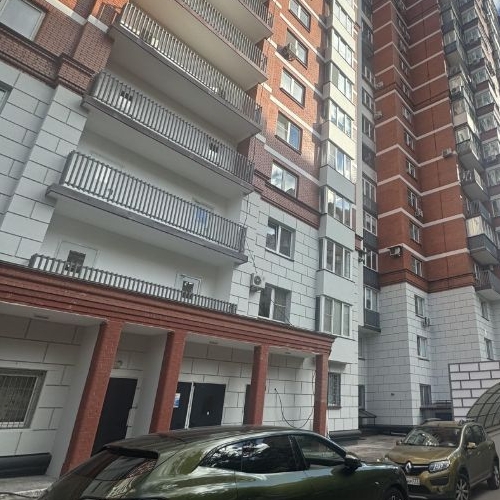 3-комн квартира улица Ирины Левченко, 1