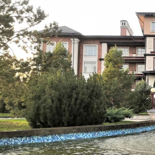 4-комн квартира Азарово Северное кп, д. Семенково, улица Каштановая,  д. 25