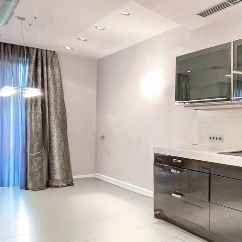 5-комн квартира Минская улица, 1ГК2