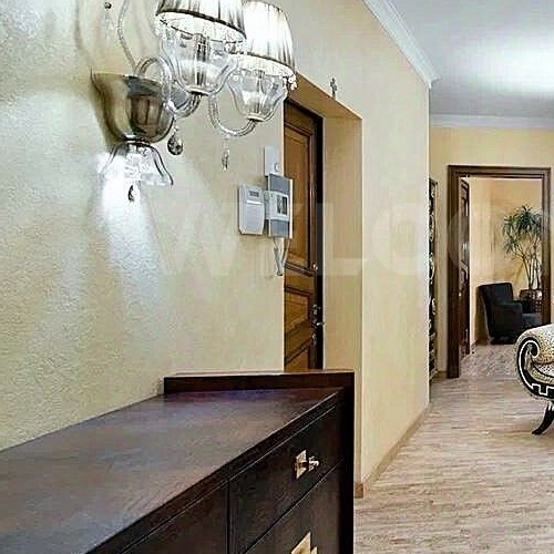 6-комн квартира Минская улица, 1ГК1